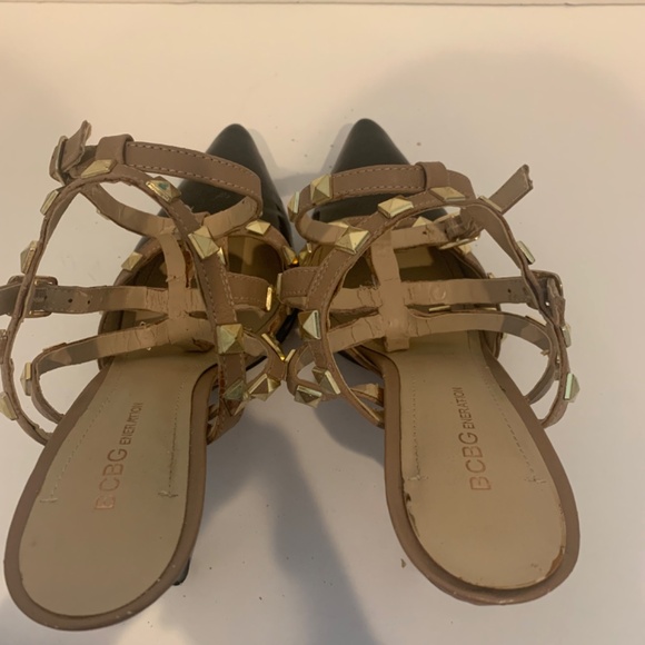 BCBGeneration  Darron two tone pump - Picture 3 of 7